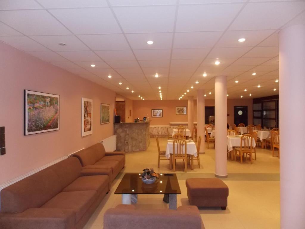 Hotel Family Balatonföldvár Esterno foto